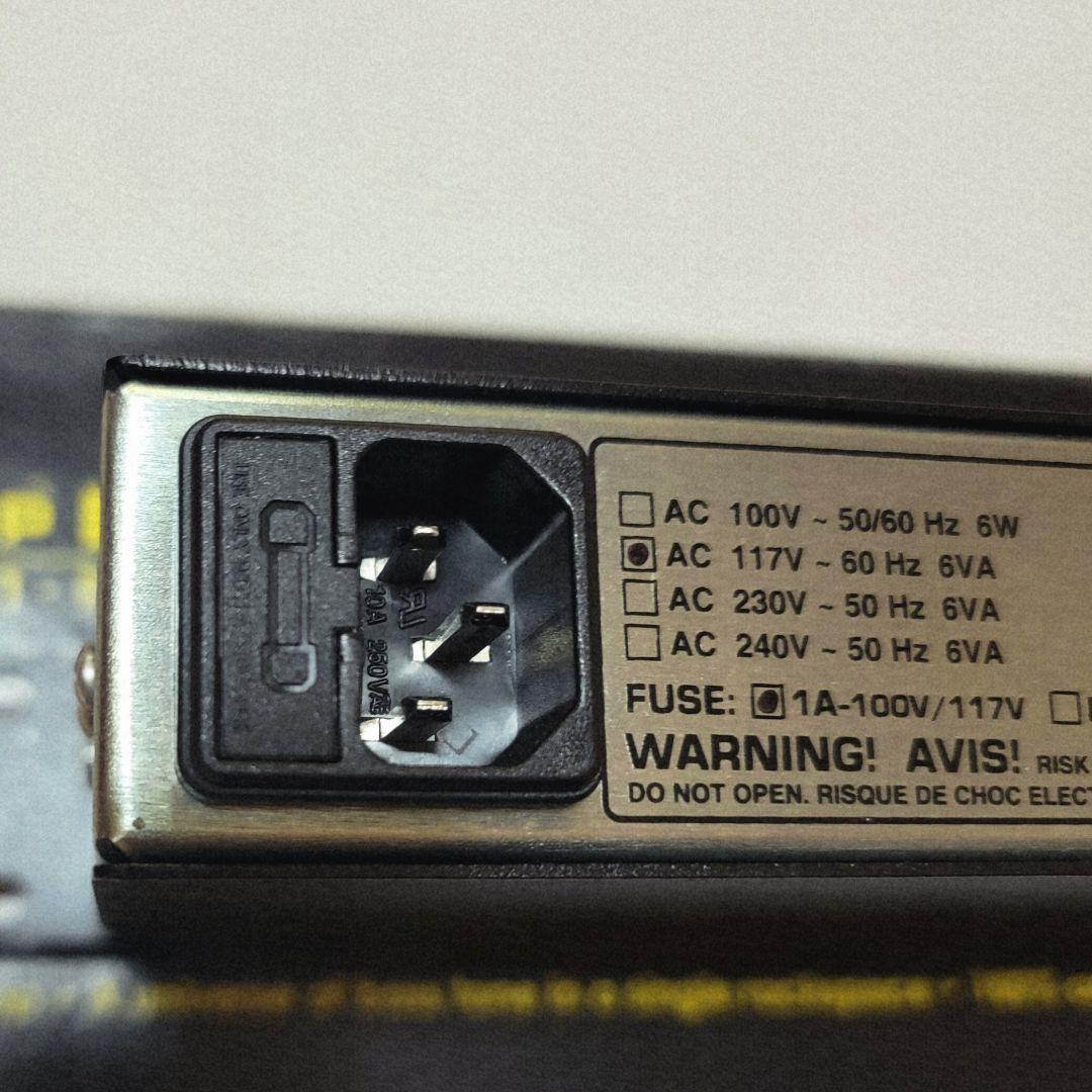 Tech21 SansAmp RBI ベースプリアンプ