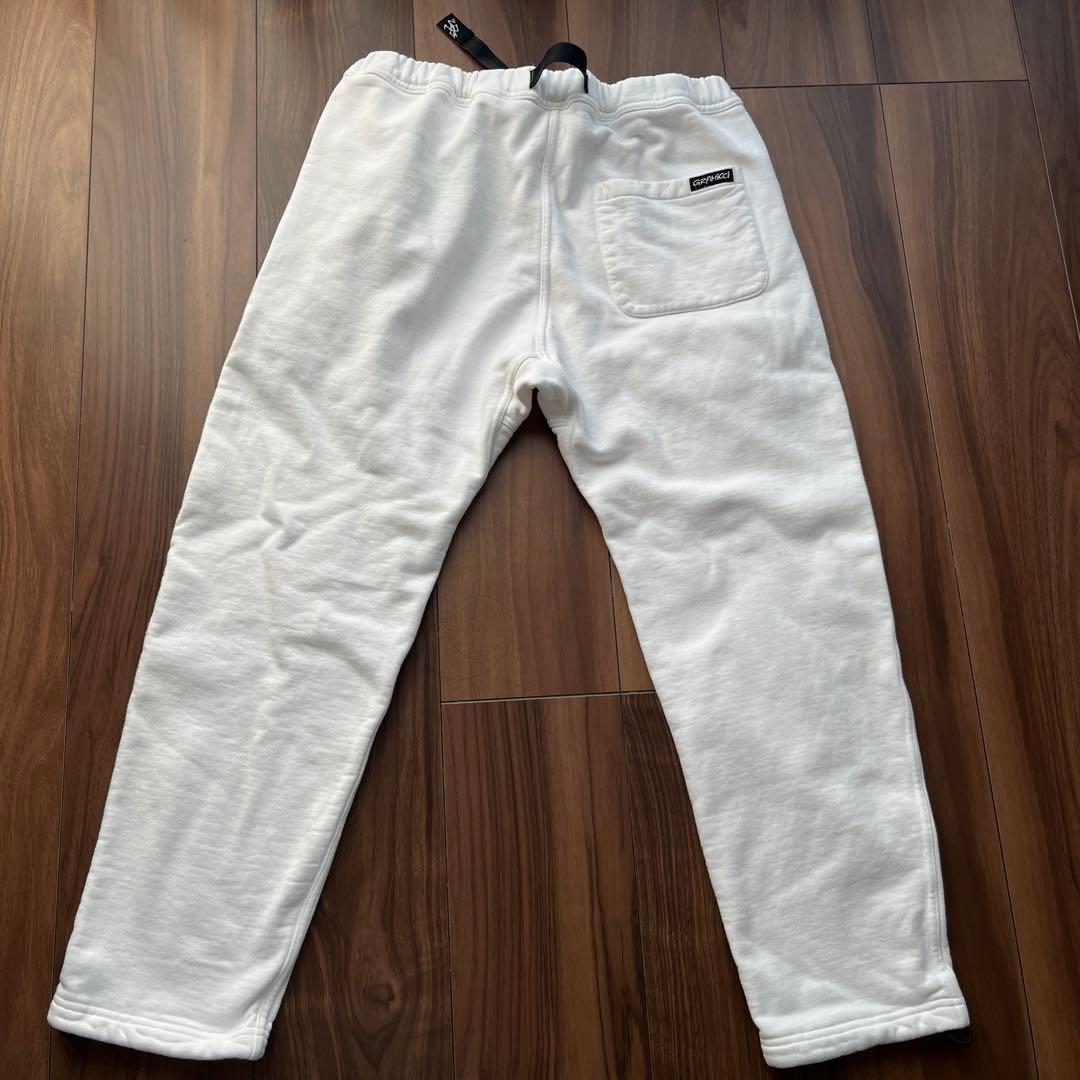 GRAMiCCi×BEAMSのコラボスエットパンツ ホワイト　 Mサイズ