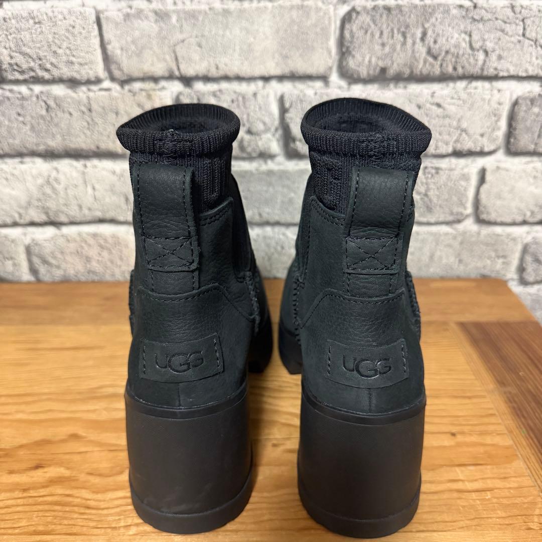 【美品】UGG Moxy Chelsea 24cm アグ モクシー チェルシー