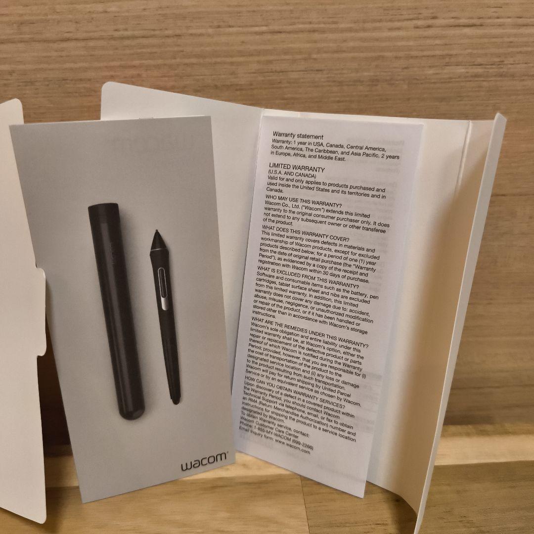 Wacom Pro Pen 2　替芯3本付き　外箱あり