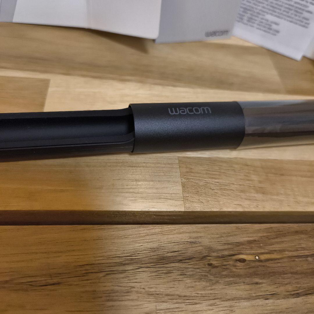 Wacom Pro Pen 2　替芯3本付き　外箱あり