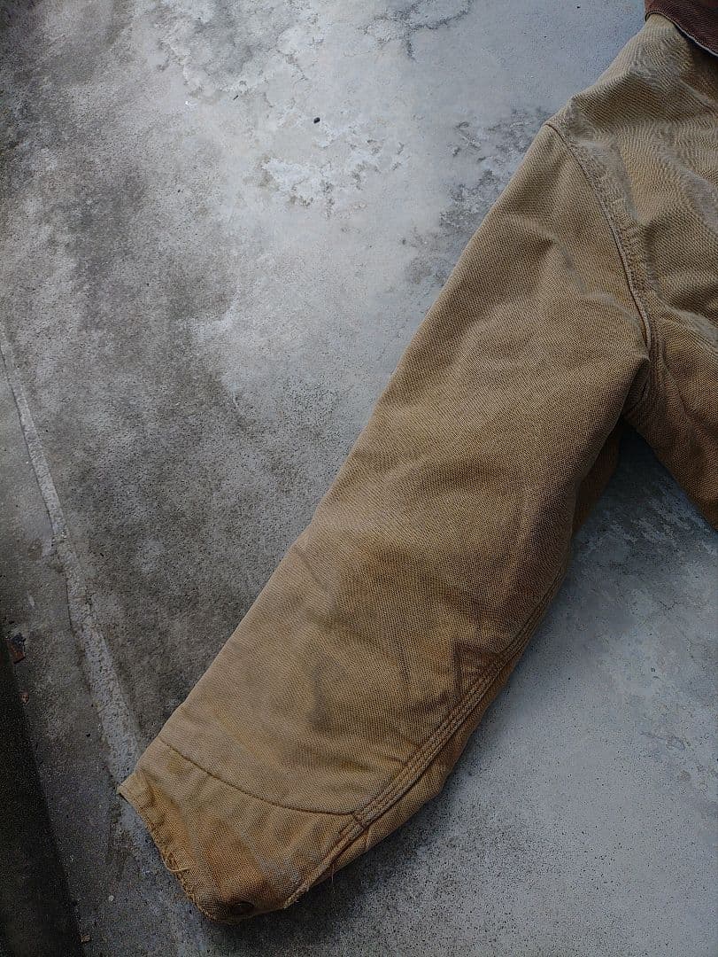 carhartt デトロイトジャケット　星タグ　6BLJ 48　フェード