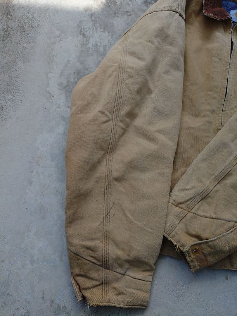carhartt デトロイトジャケット　星タグ　6BLJ 48　フェード