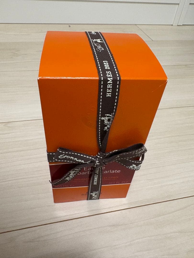 【未開封】HERMES Eau de rhubarbe écarlate 300