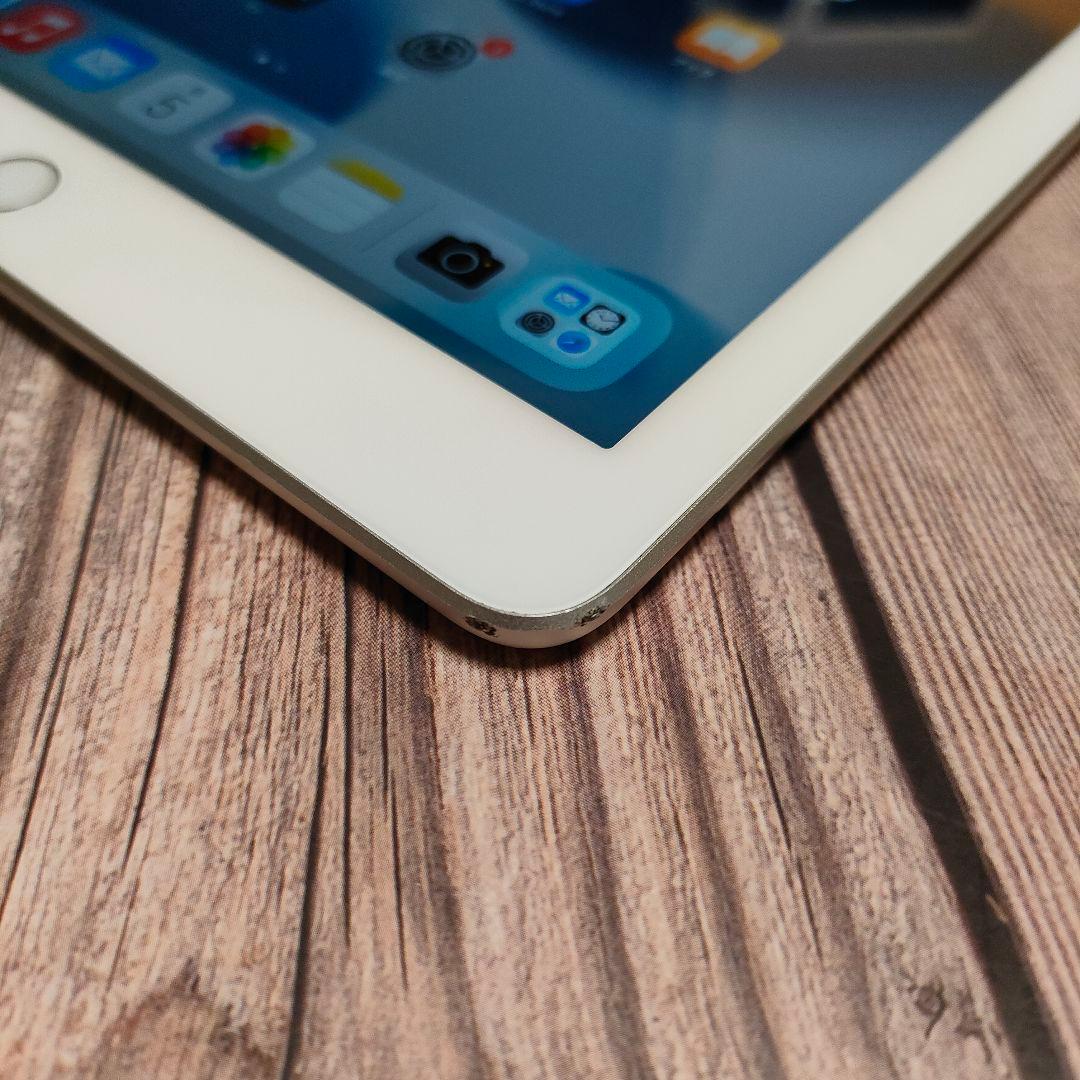iPad 第6世代 32GB SIMフリー バッテリー96%