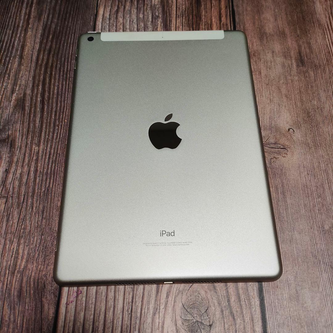 iPad 第6世代 32GB SIMフリー バッテリー96%