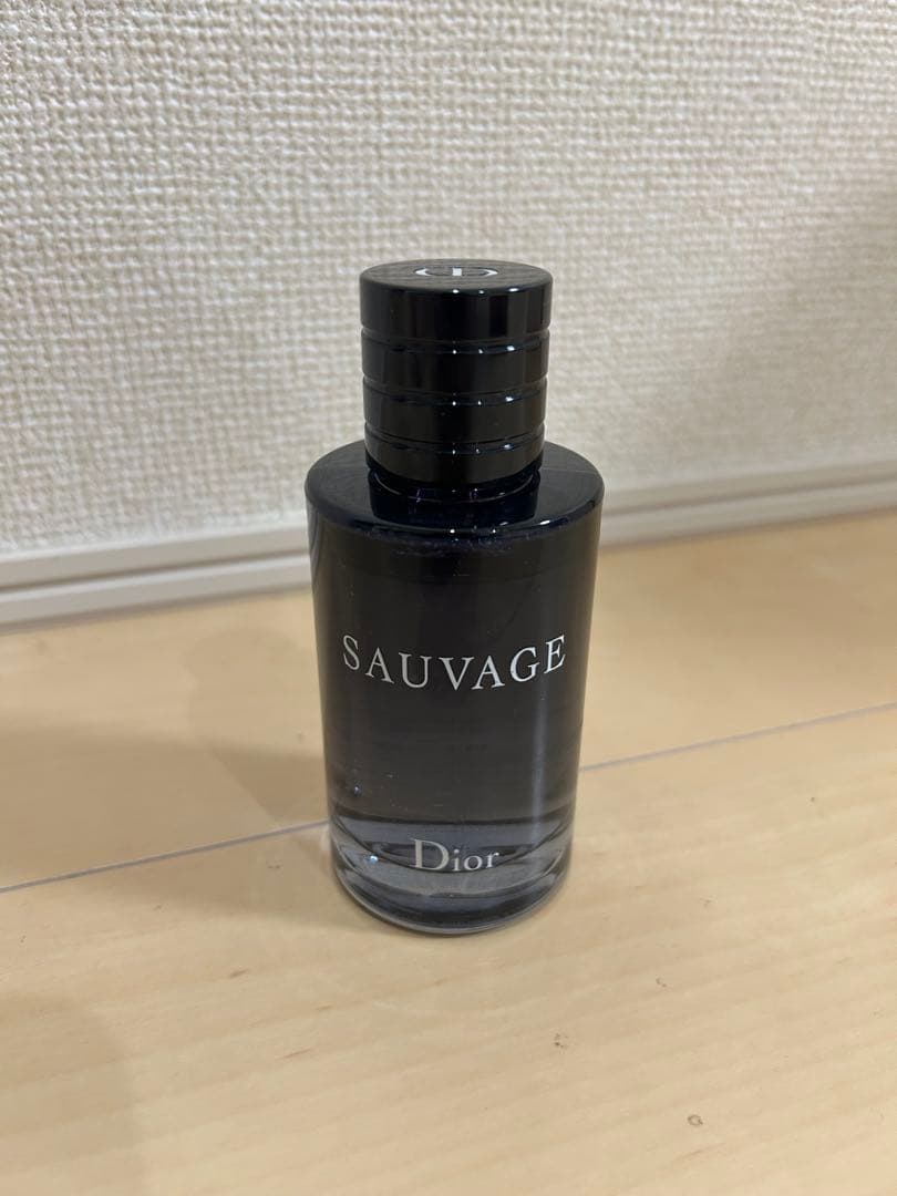 Dior SAUVAGE ディオール ソヴァージュ オードゥトワレ 100ml