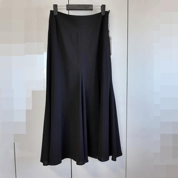 未使用■アドーア ■イージーポリエステルマーメードスカート■36 size黒
