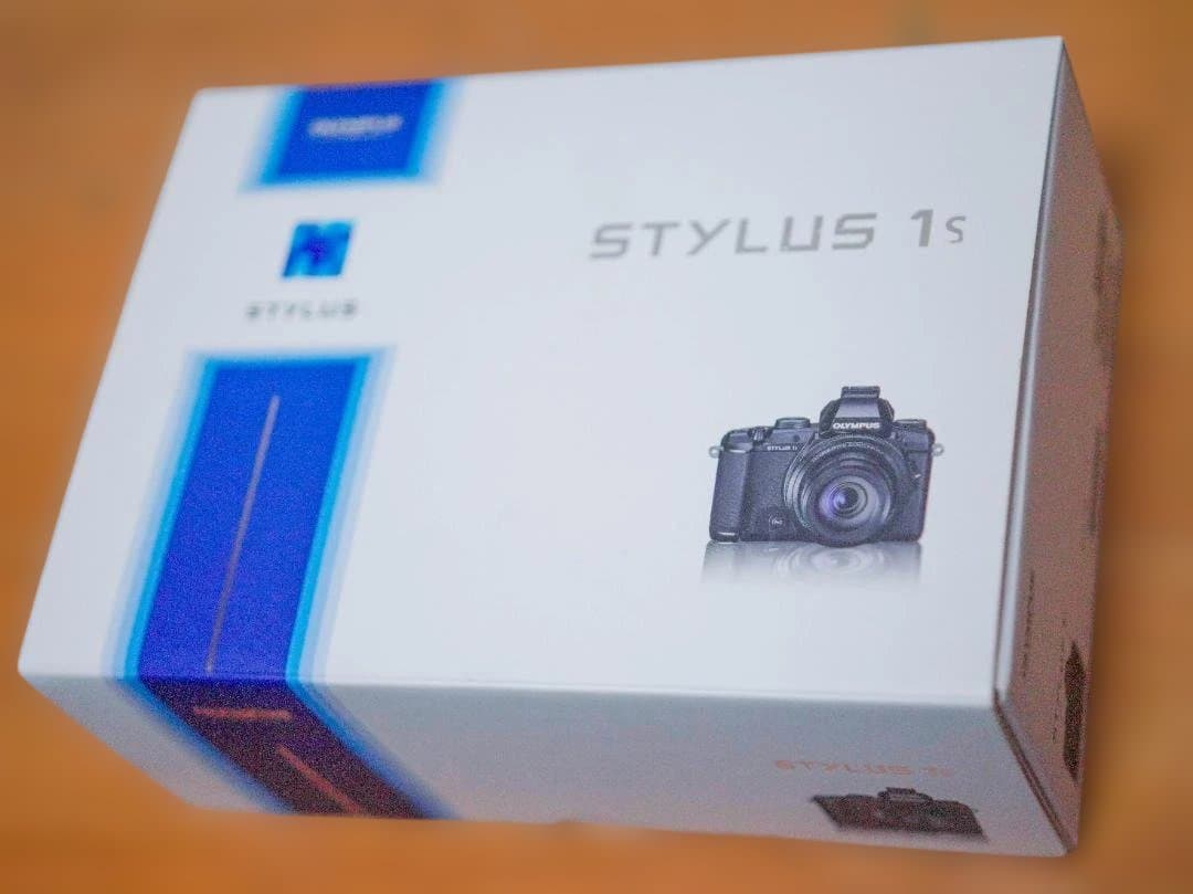 再値下げ OLYMPUS STYLUS 1s 本体と付属品