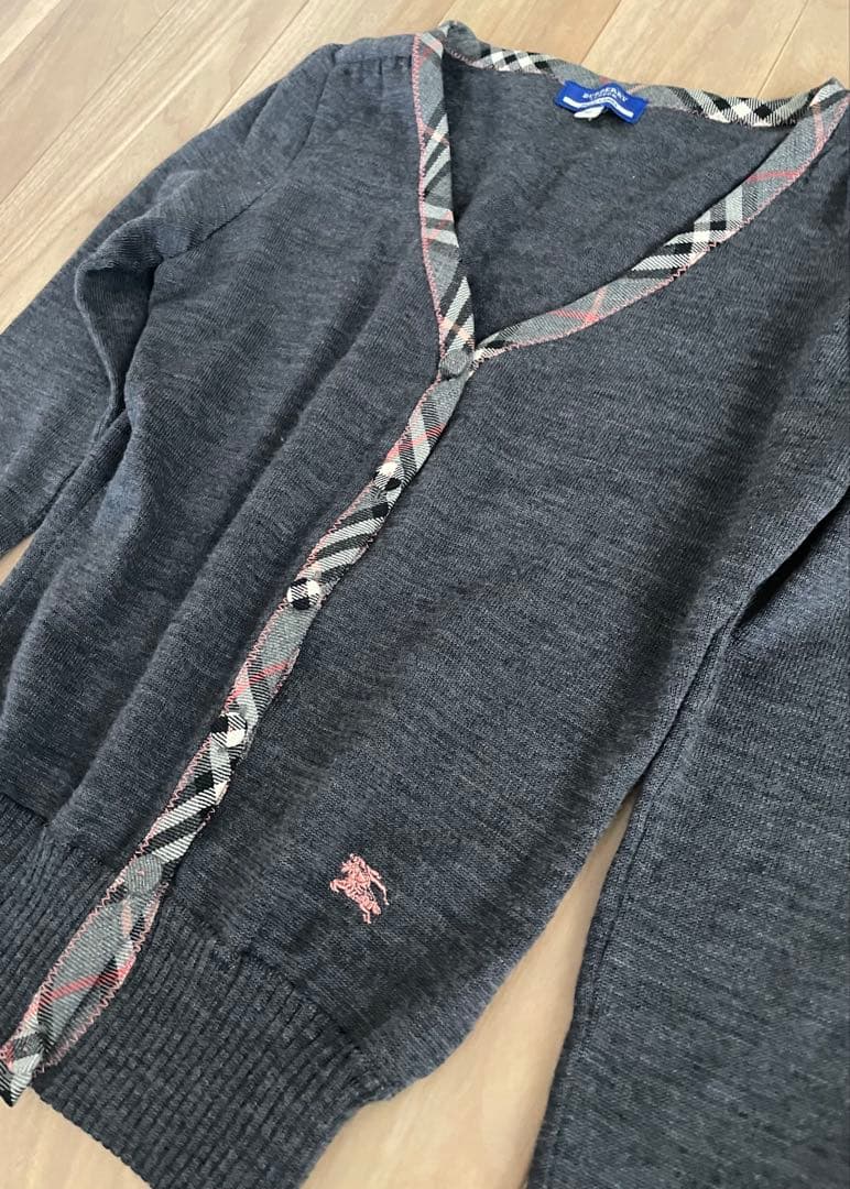 美品‪✨ バーバリーブルーレーベル ノバチェック カーディガン ホースロゴ刺繍