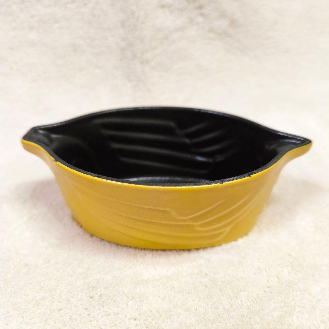 staub　チキンココット　イエロー