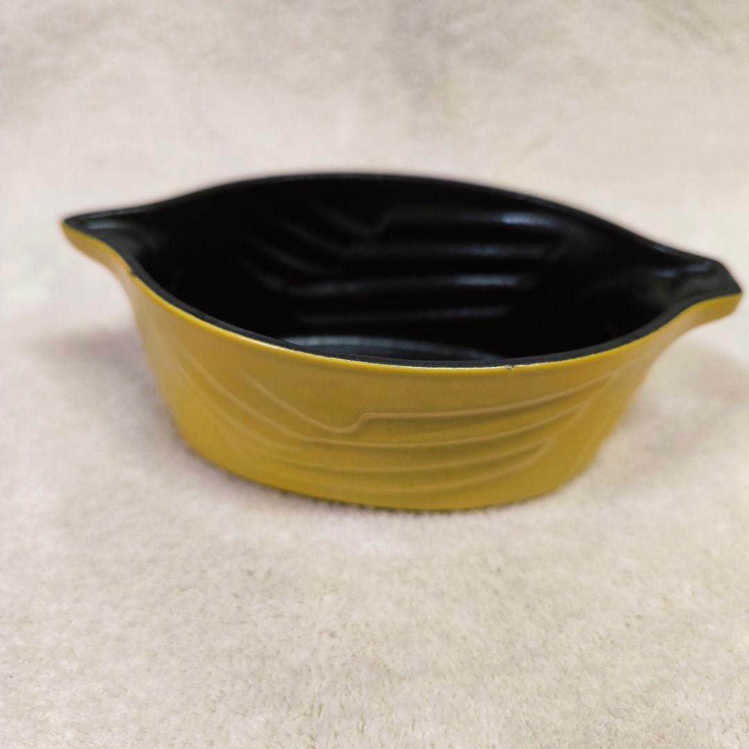 staub　チキンココット　イエロー