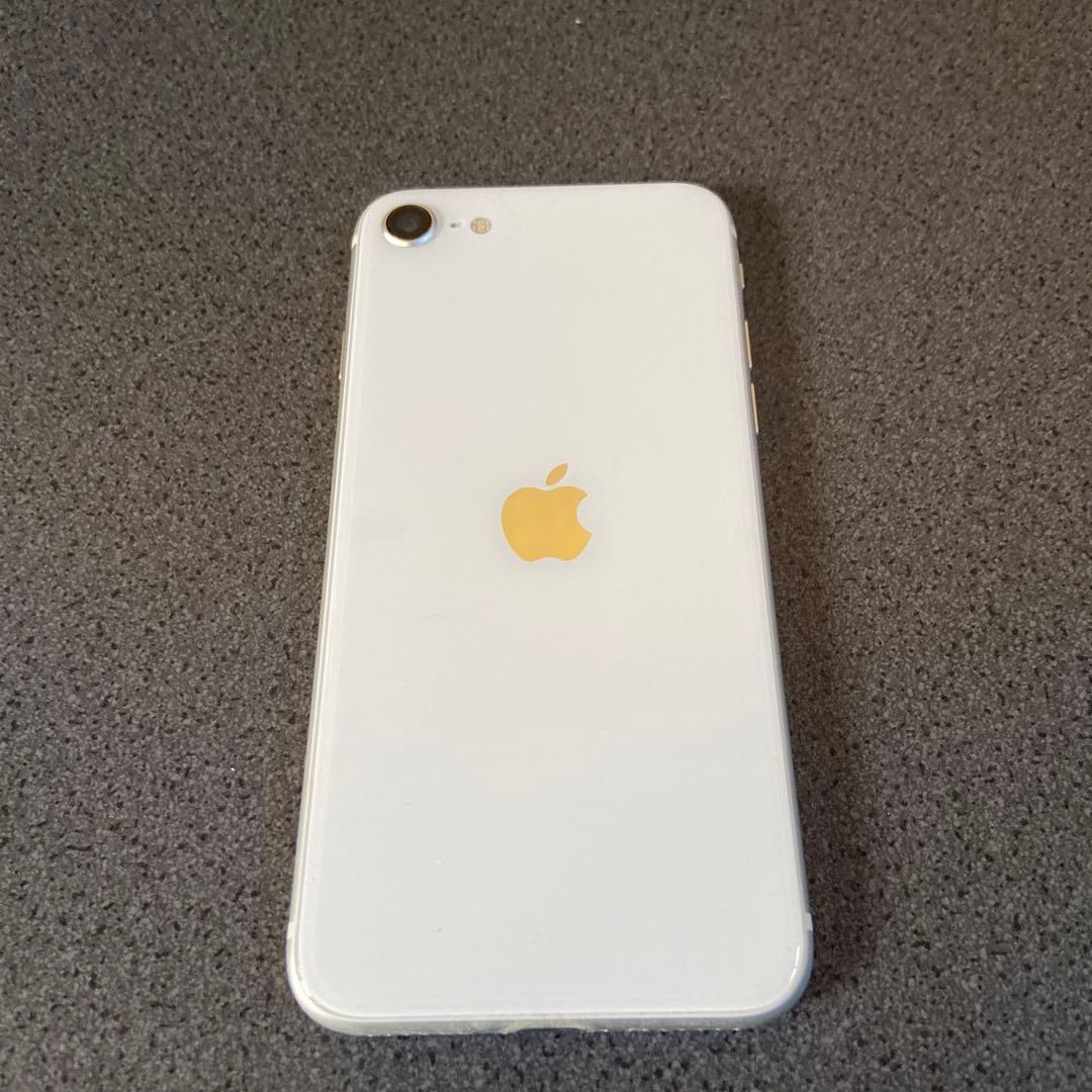 ジャンク品　SIMフリー　iPhoneSE第２世代　64GB