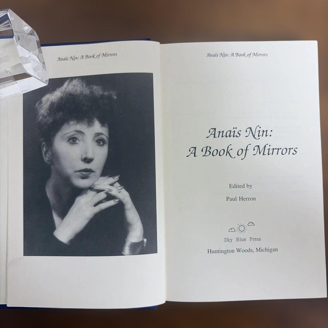 洋書 anais nin a book of mirrors sky blue