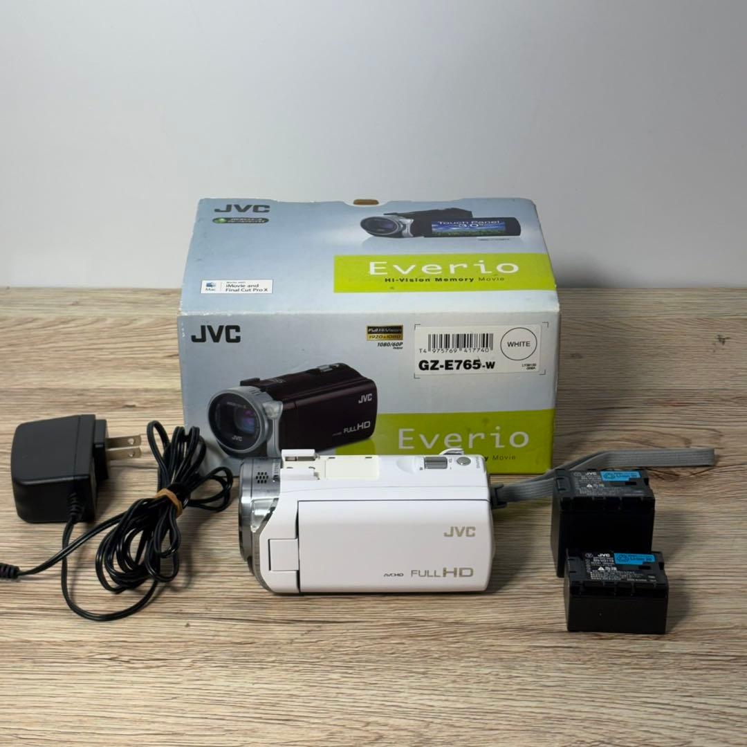 □ JVC GZ-E765 フルHDビデオカメラ 2015年 バッテリー2個