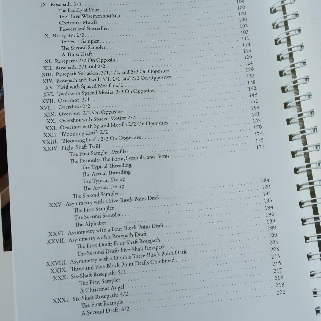 セール！Weft-Faced Pattern Weaves　織物技法の洋書　図案