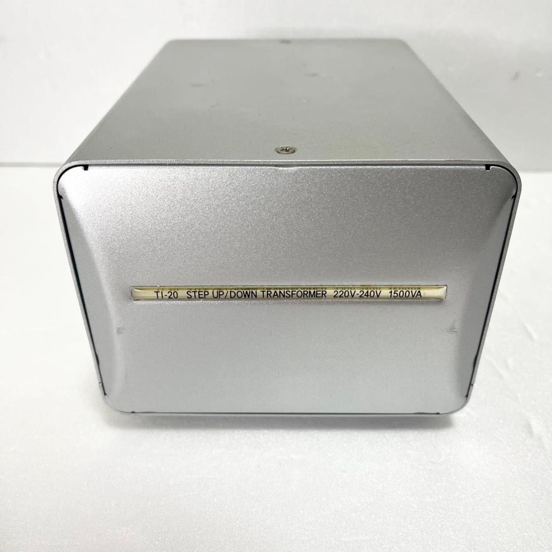 カシムラ TI-20 変圧器 1500W 220V-240V