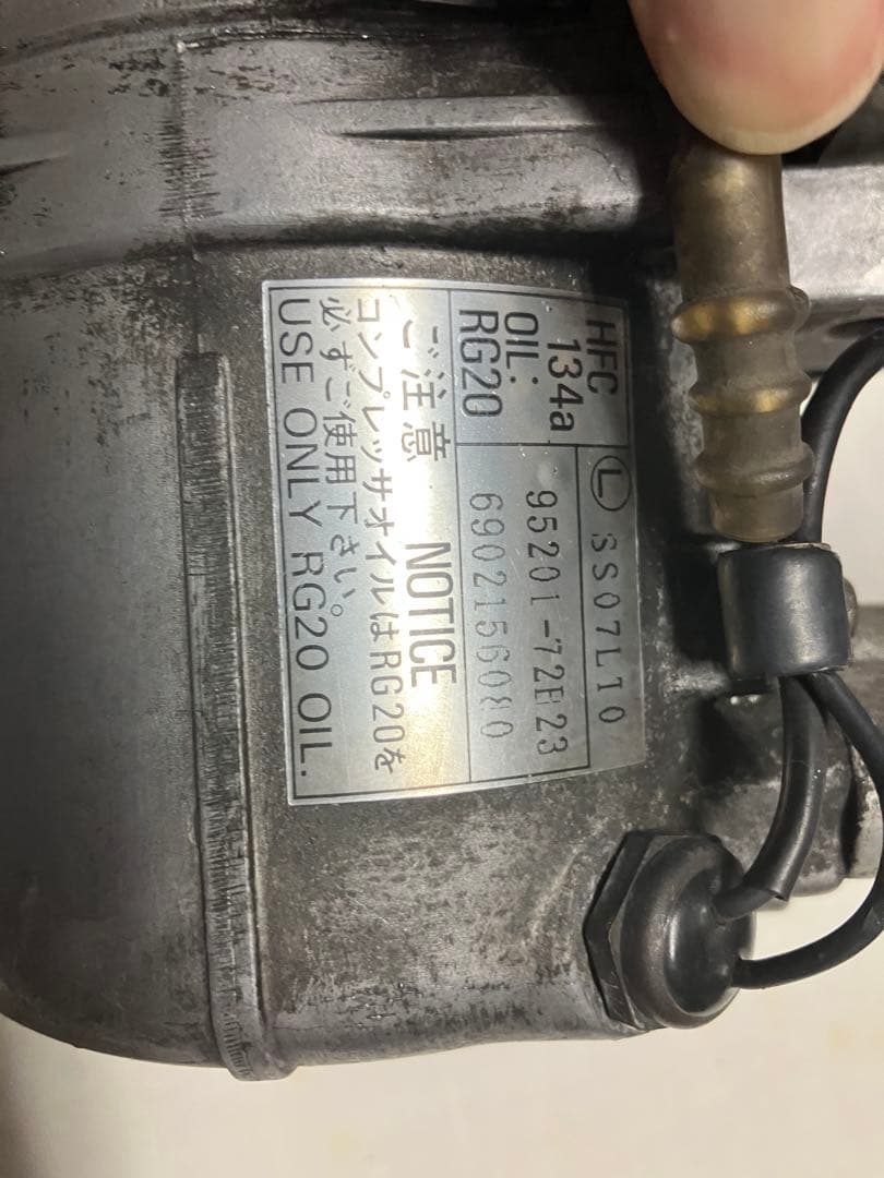 アルトワークス ACコンプレッサー エアコンコンプレッサー 中古 HA11S