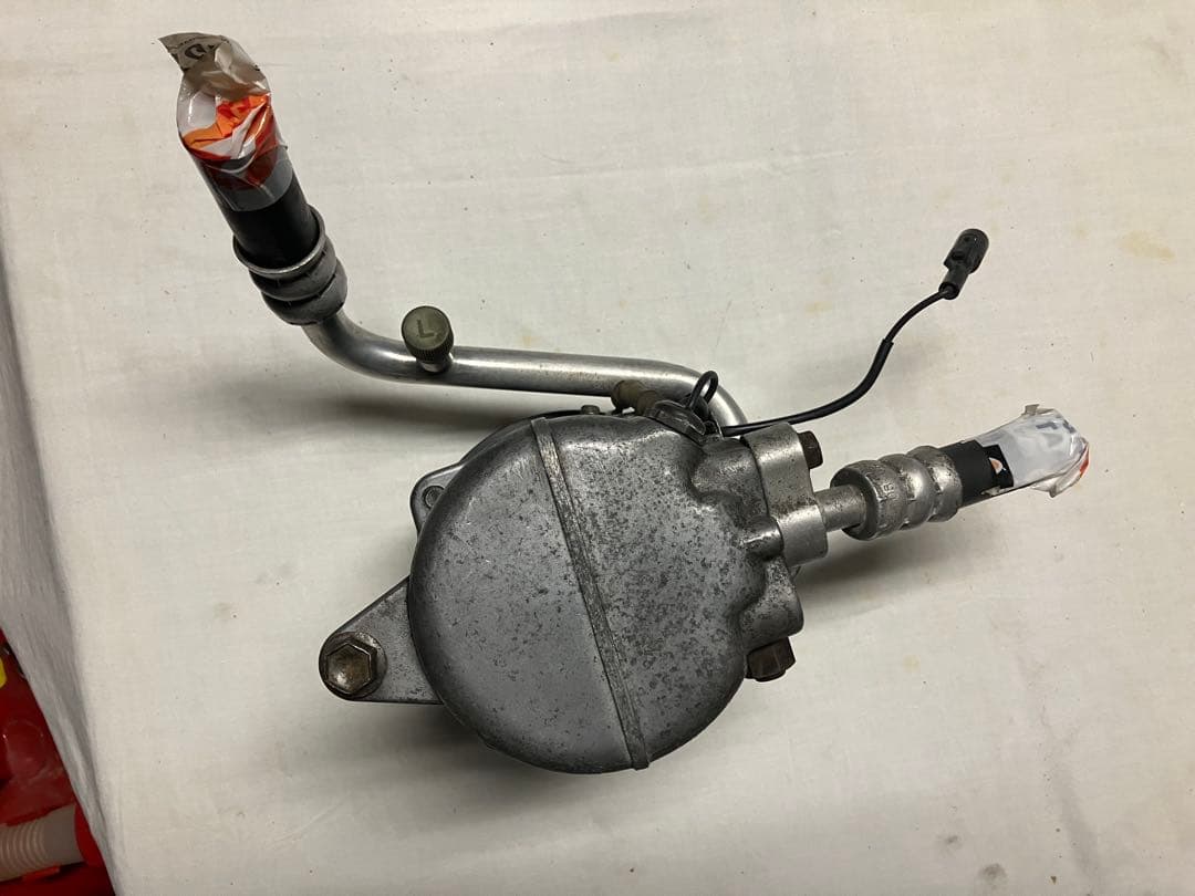 アルトワークス ACコンプレッサー エアコンコンプレッサー 中古 HA11S