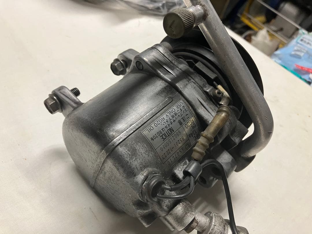 アルトワークス ACコンプレッサー エアコンコンプレッサー 中古 HA11S