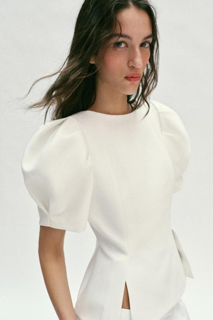 新品 ZARA パフスリーブトップス 白色 XS