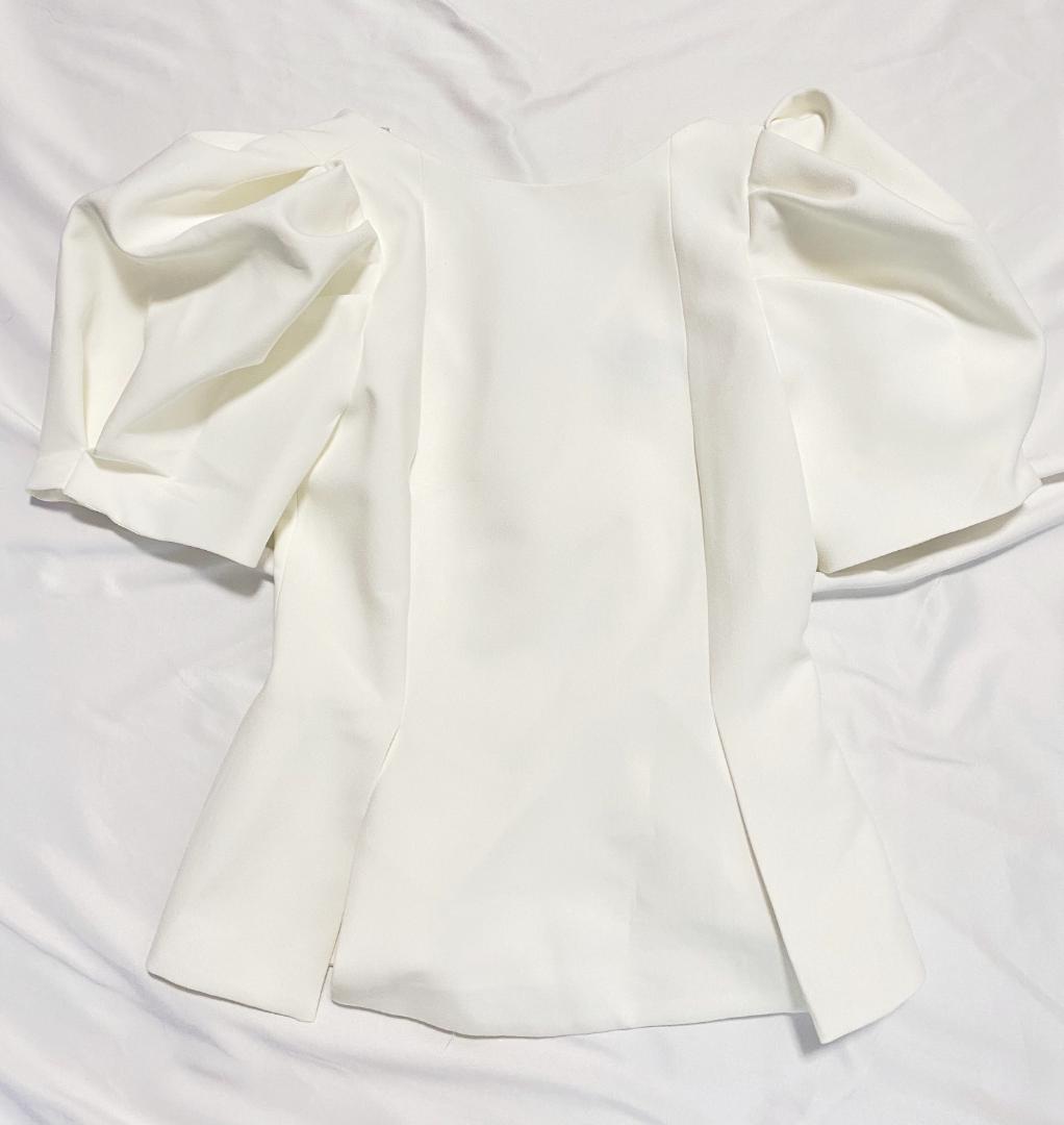 新品 ZARA パフスリーブトップス 白色 XS