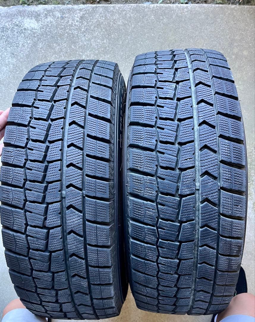 ① Oops　ヴェゼル　215/60R/16 ウィンターマックス02