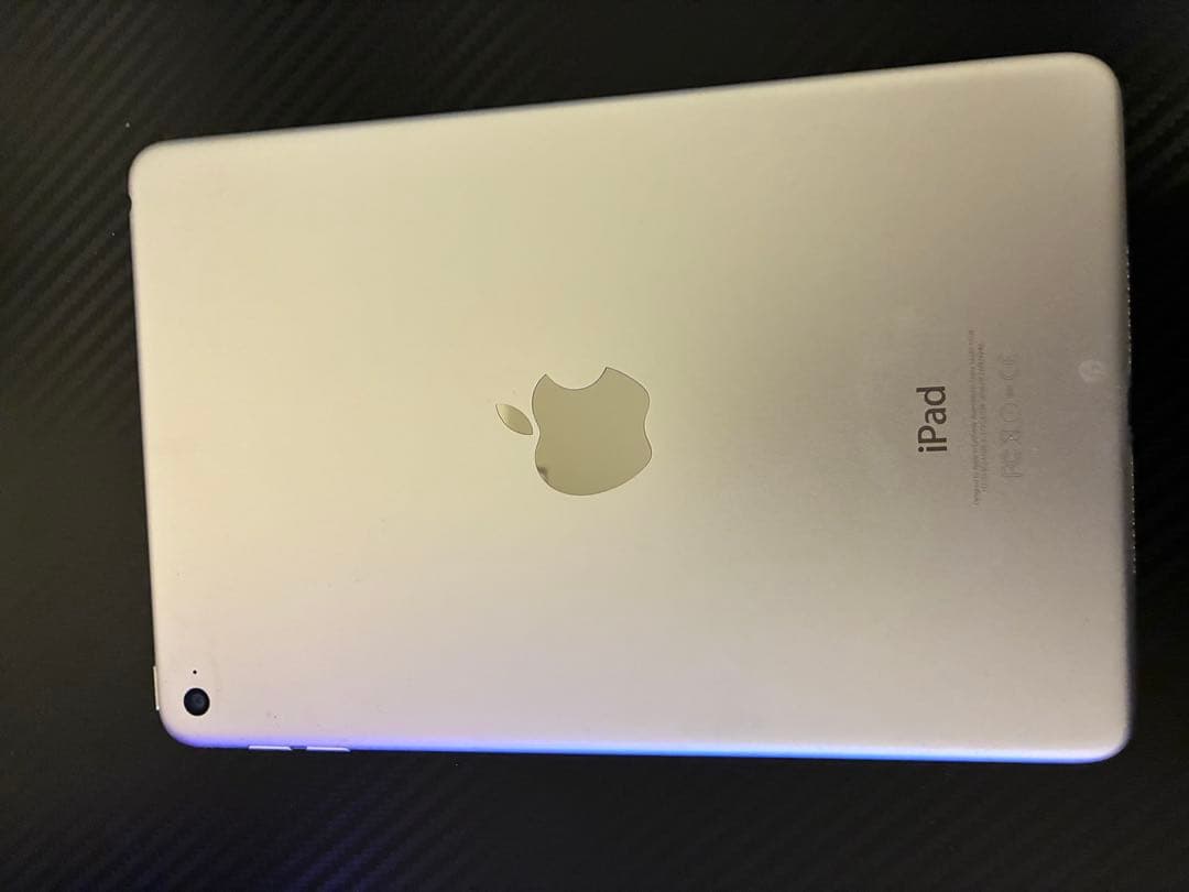 『美品』 iPad mini4 シルバー