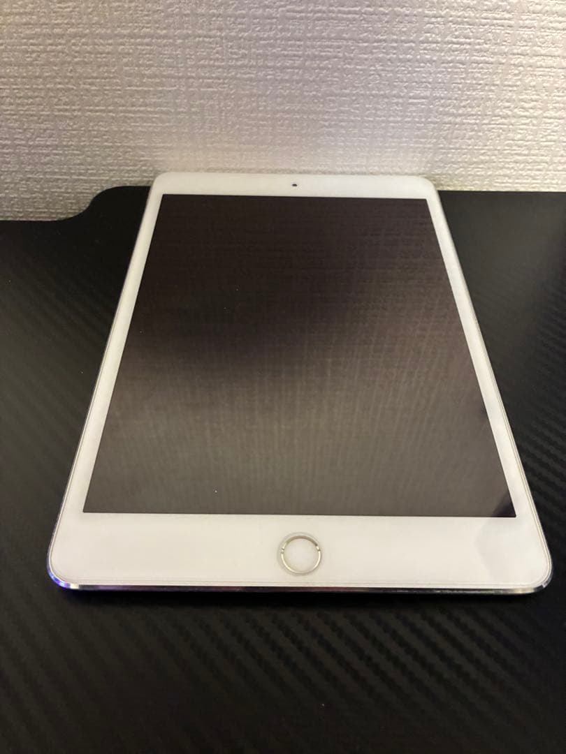 『美品』 iPad mini4 シルバー