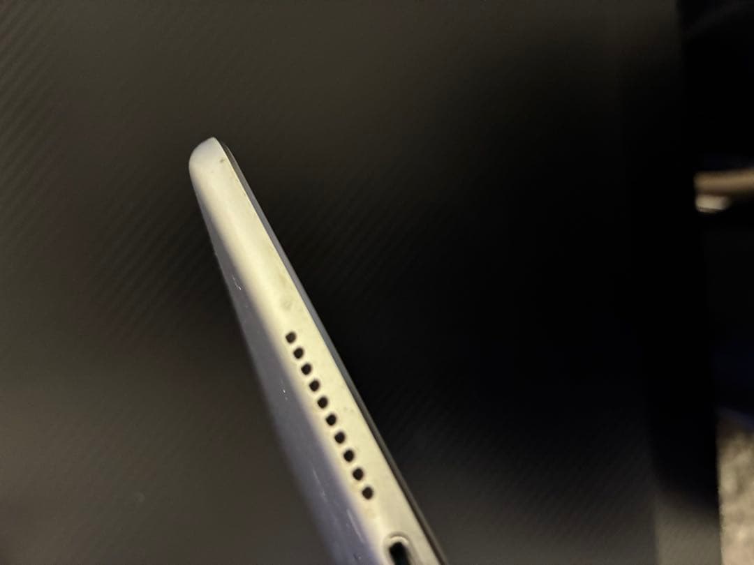 『美品』 iPad mini4 シルバー