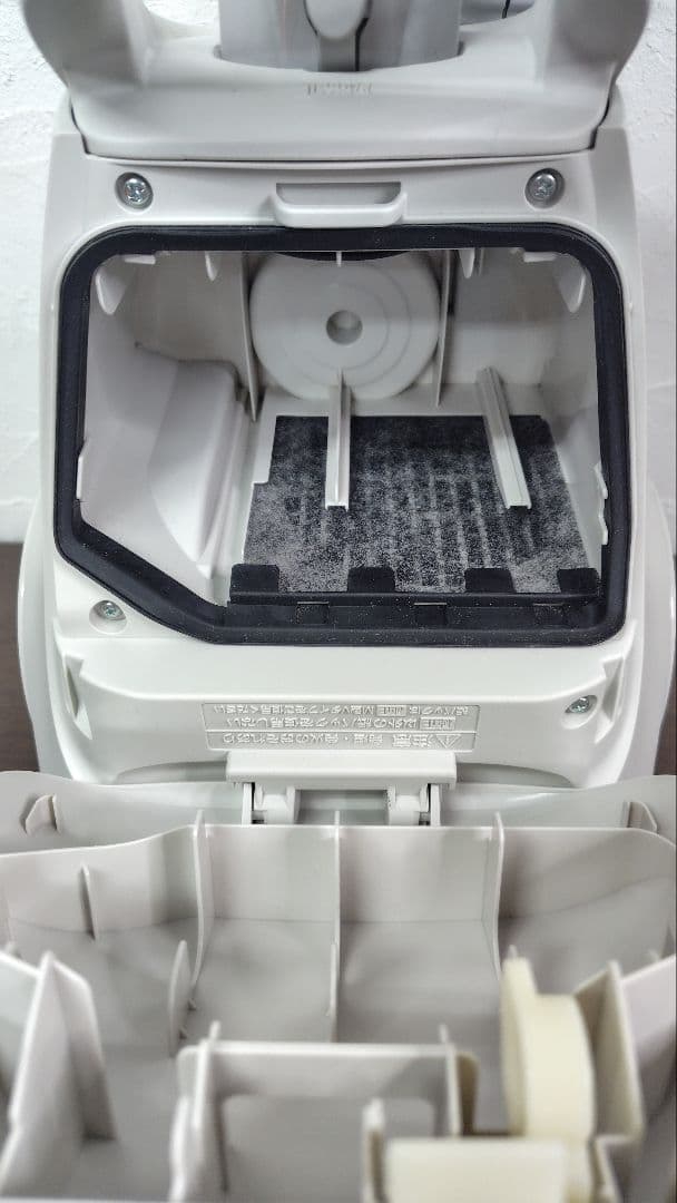 【超美品】パナソニック 紙パック式掃除機 MC-PJ24G 2025年製