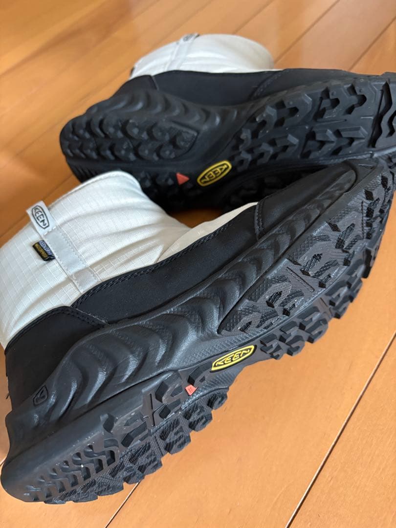 KEEN スノーブーツ