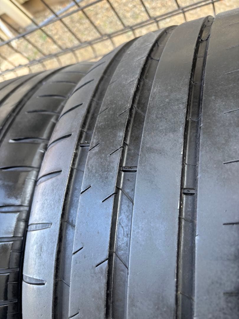 245/40R18 パイロットスポーツS4 送料無料