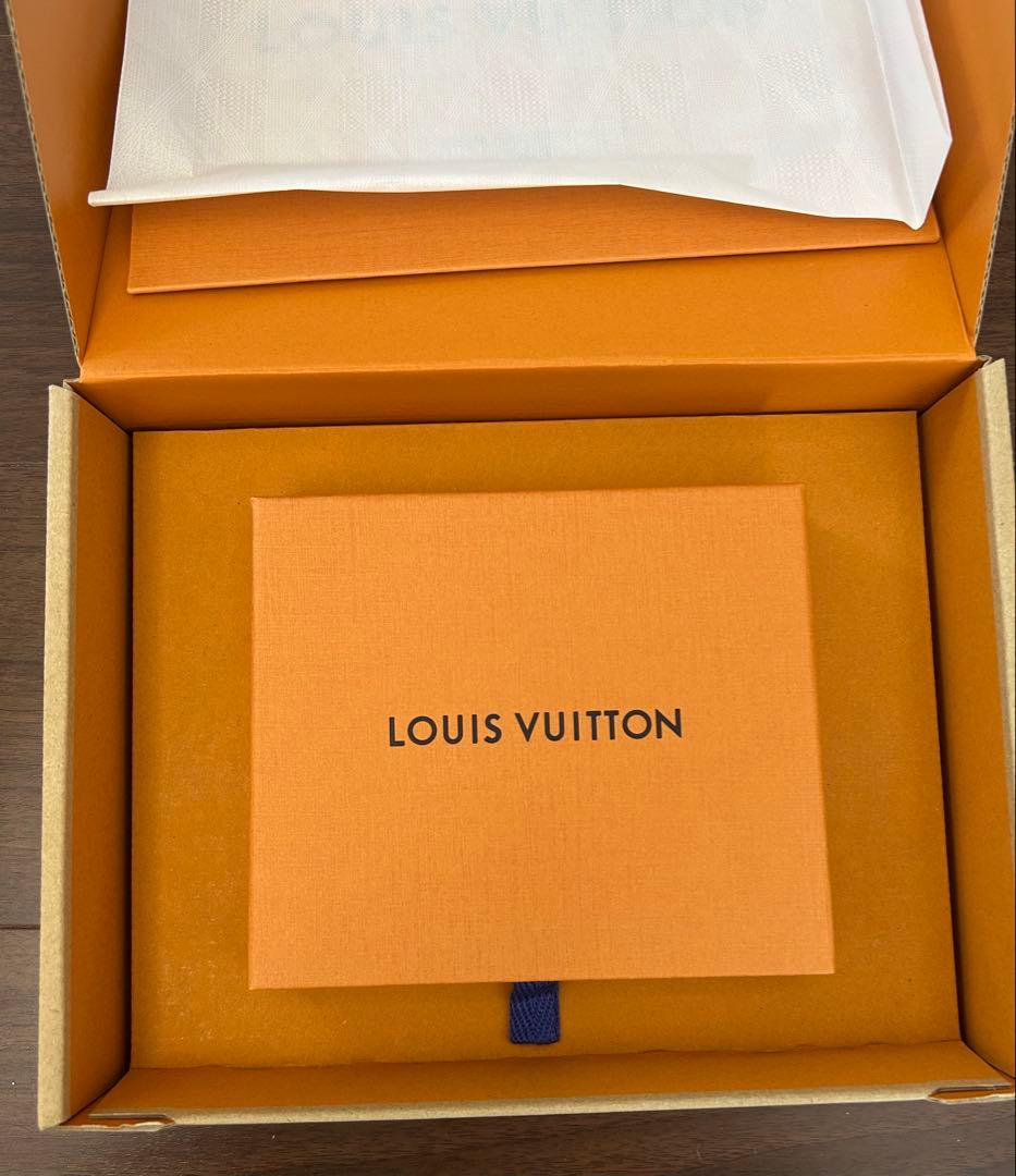 G*A様 Louis Vuitton ポルトフォイユ・ヴィクトリーヌ