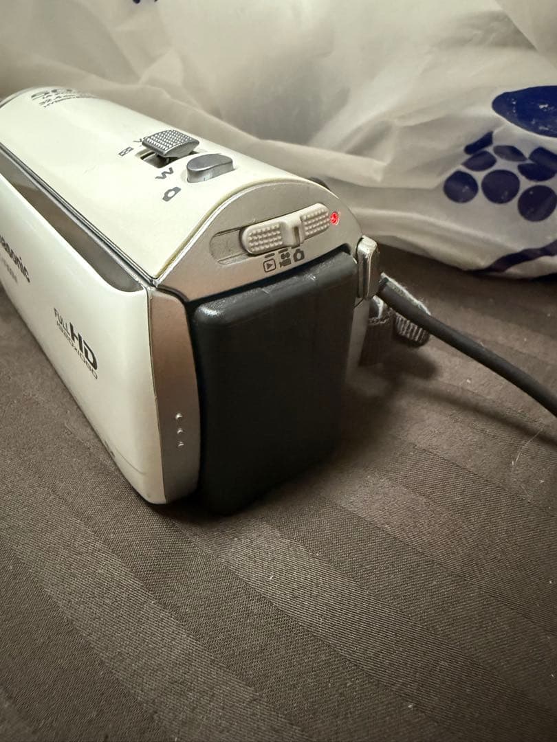 Panasonic HC-V320M ビデオカメラ　本体のみ