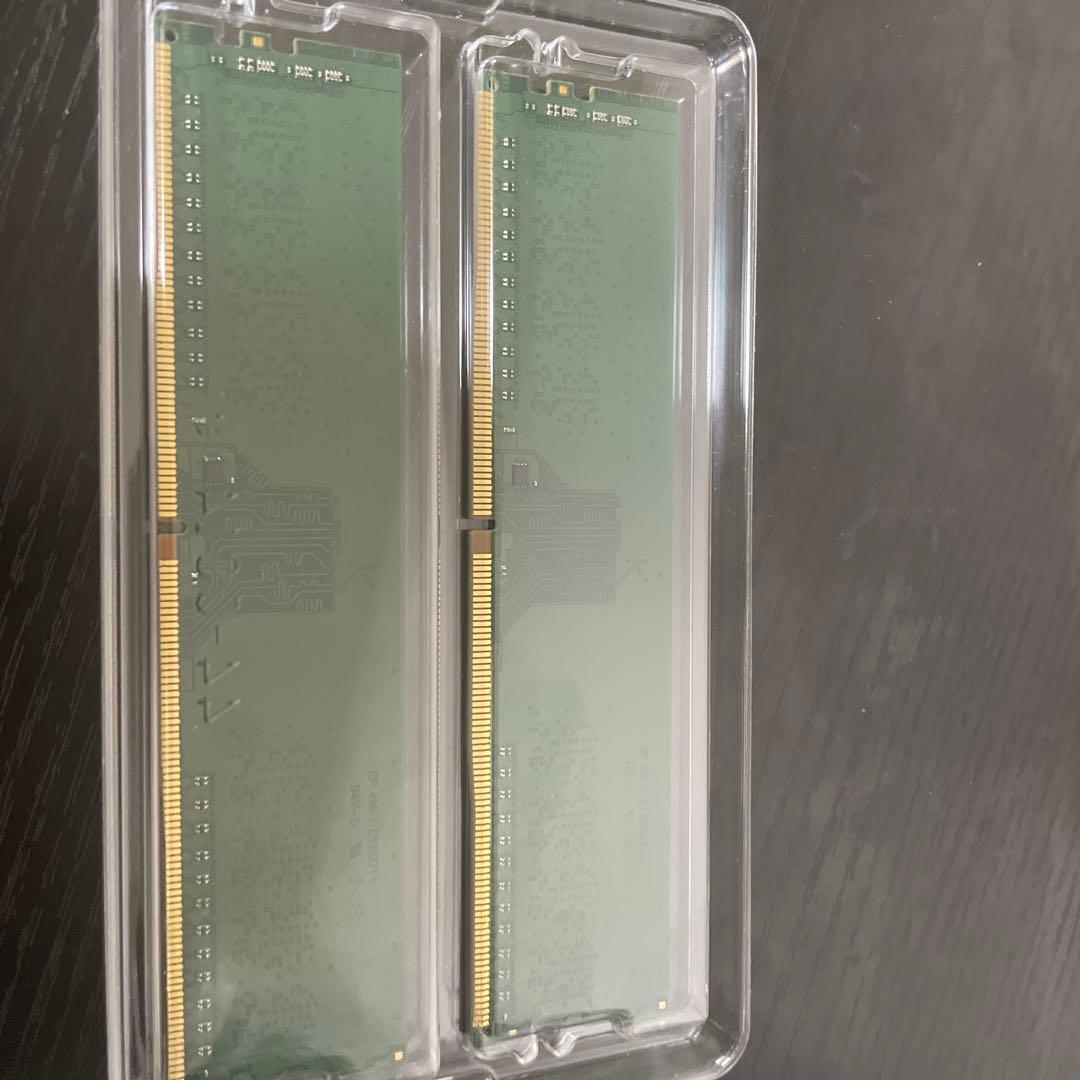 DDR4 メモリ　8GB x2 セット