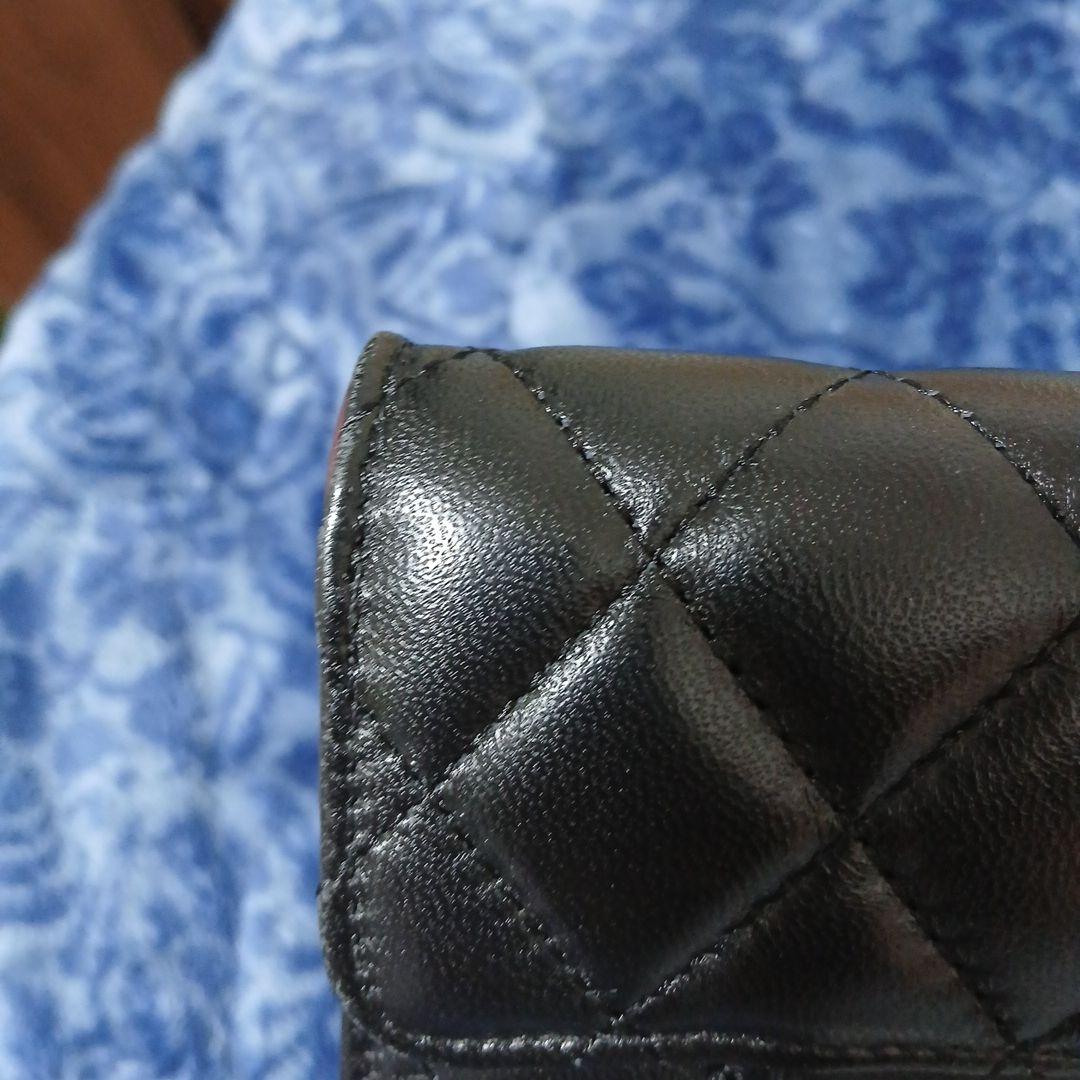 CHANEL ノベルティ 二つ折り財布 キルティング