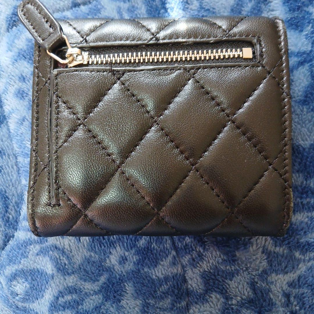 CHANEL ノベルティ 二つ折り財布 キルティング