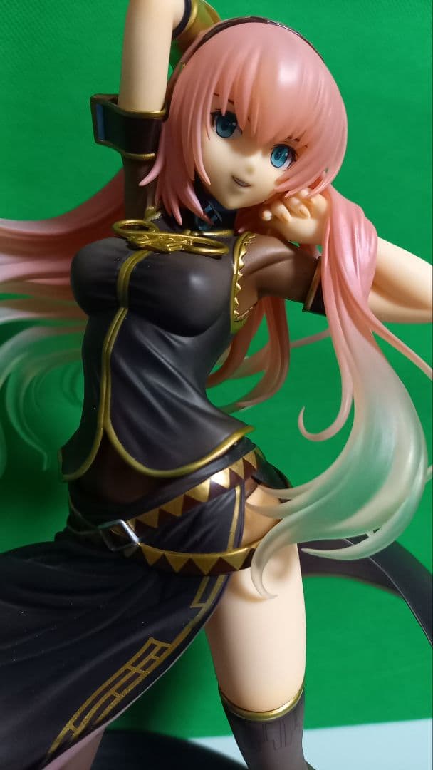 巡音ルカ　MEGURINE LUKA Tony Ver. フィギュア　ジャンク