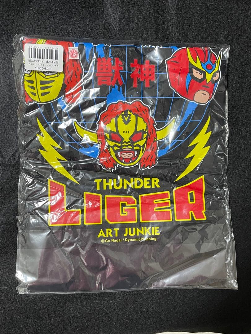 獣神サンダーライガー×アートジャンキー/世界の獣神Tシャツ 新日本プロレス