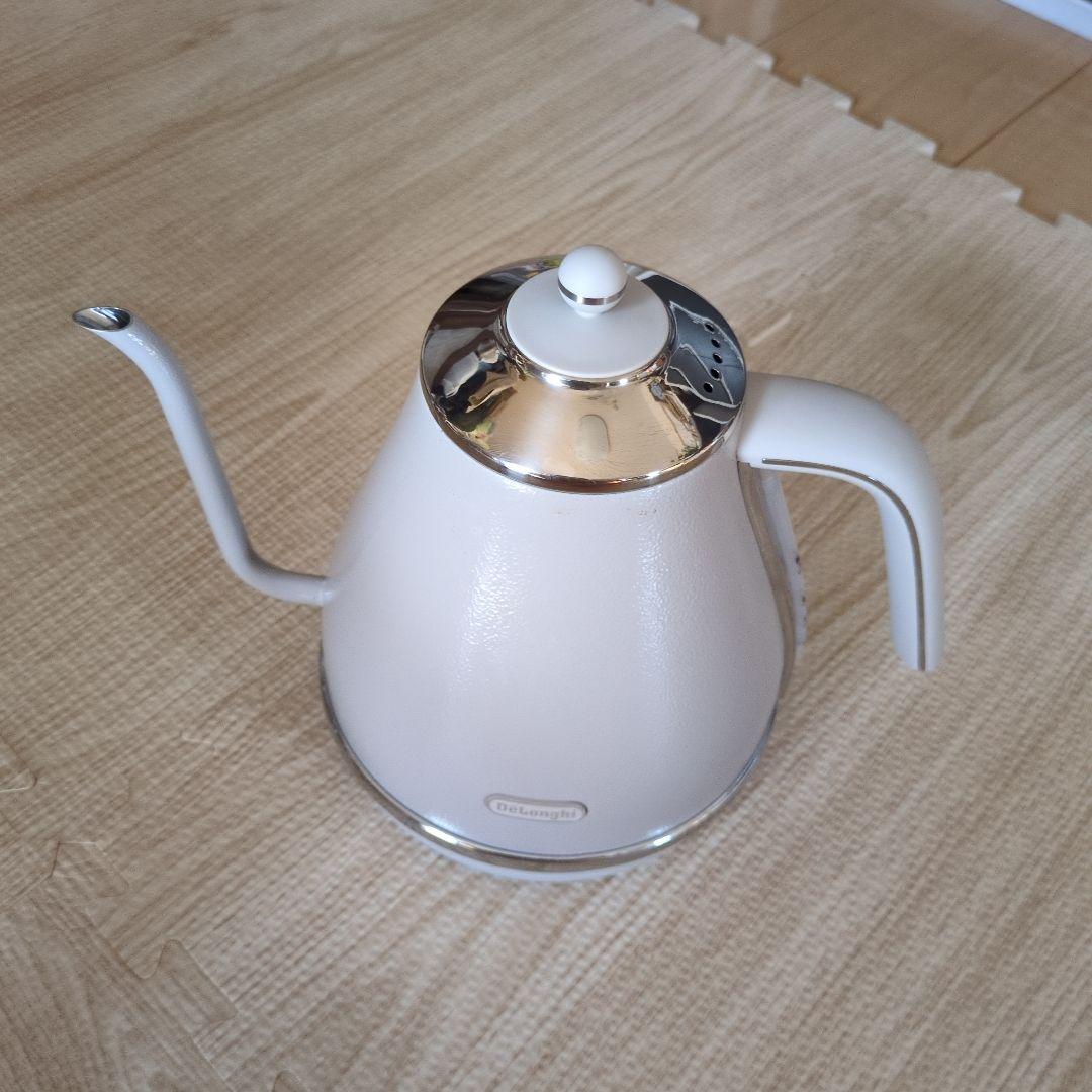 DeLonghi 赤字 デロンギ 　アイコナ 電気ケトル 限定モデル 湯沸かし器
