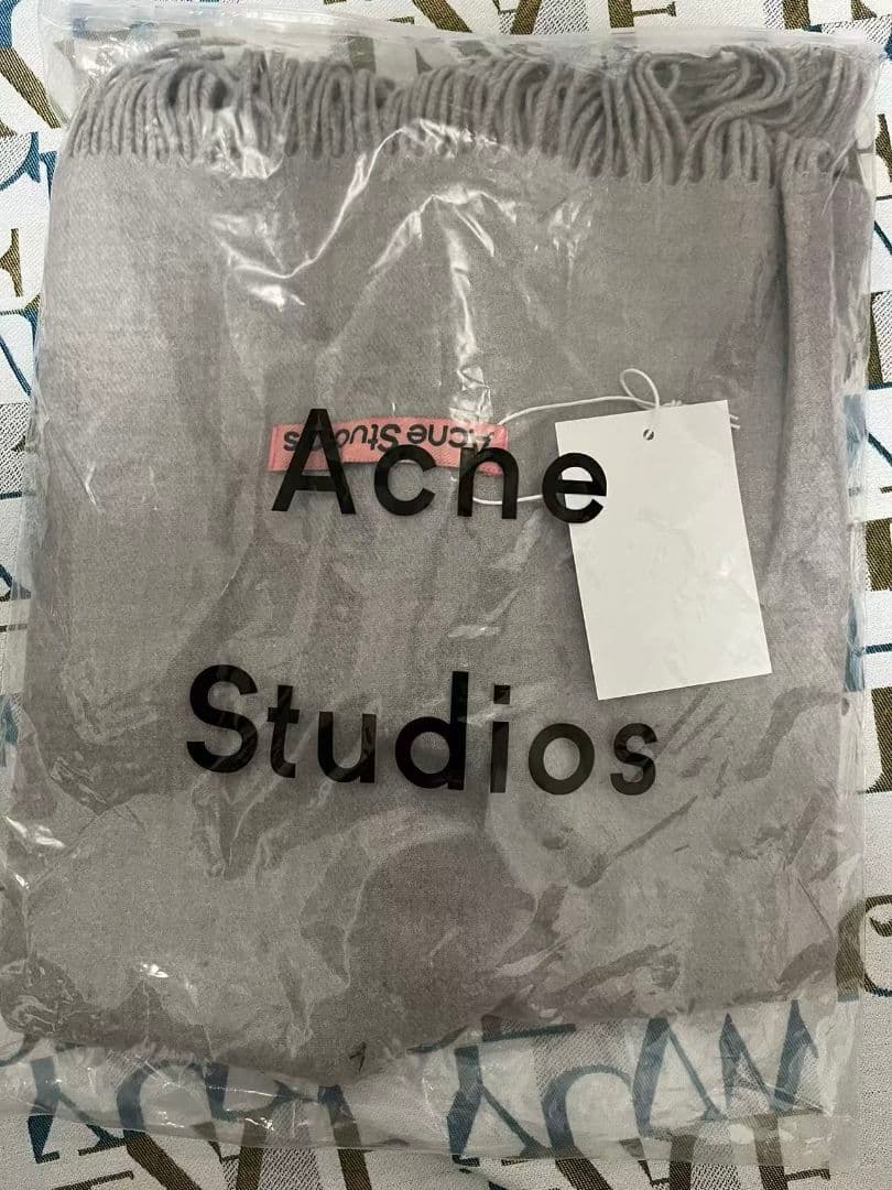 Acne Studios グレー フリンジマフラー 新品