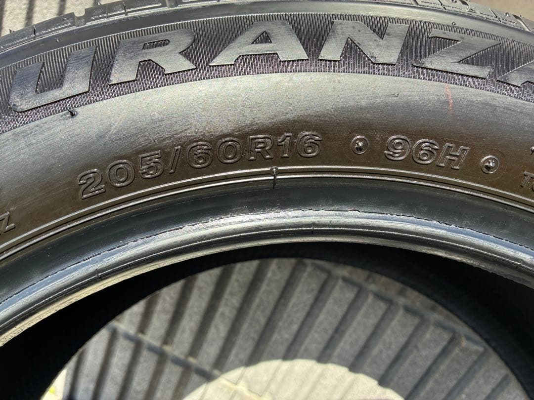 ブリヂストン TURANZA ER33 205/60R16 2025年製新車装着