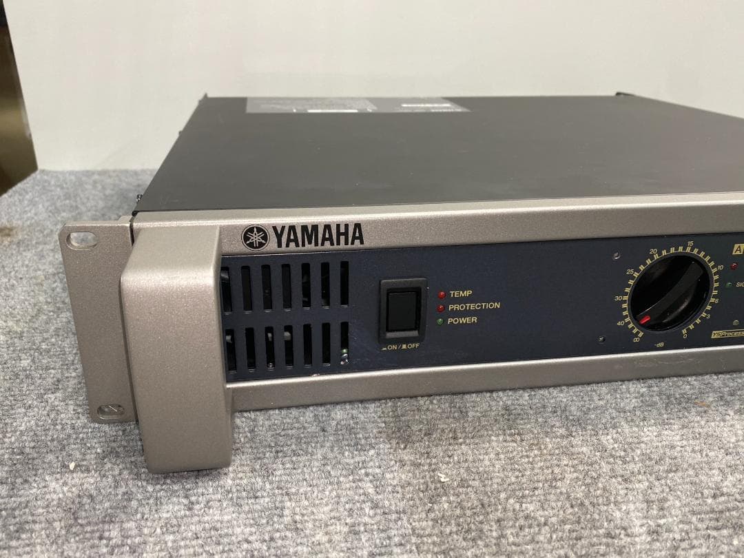 YAMAHA P7000S パワーアンプ