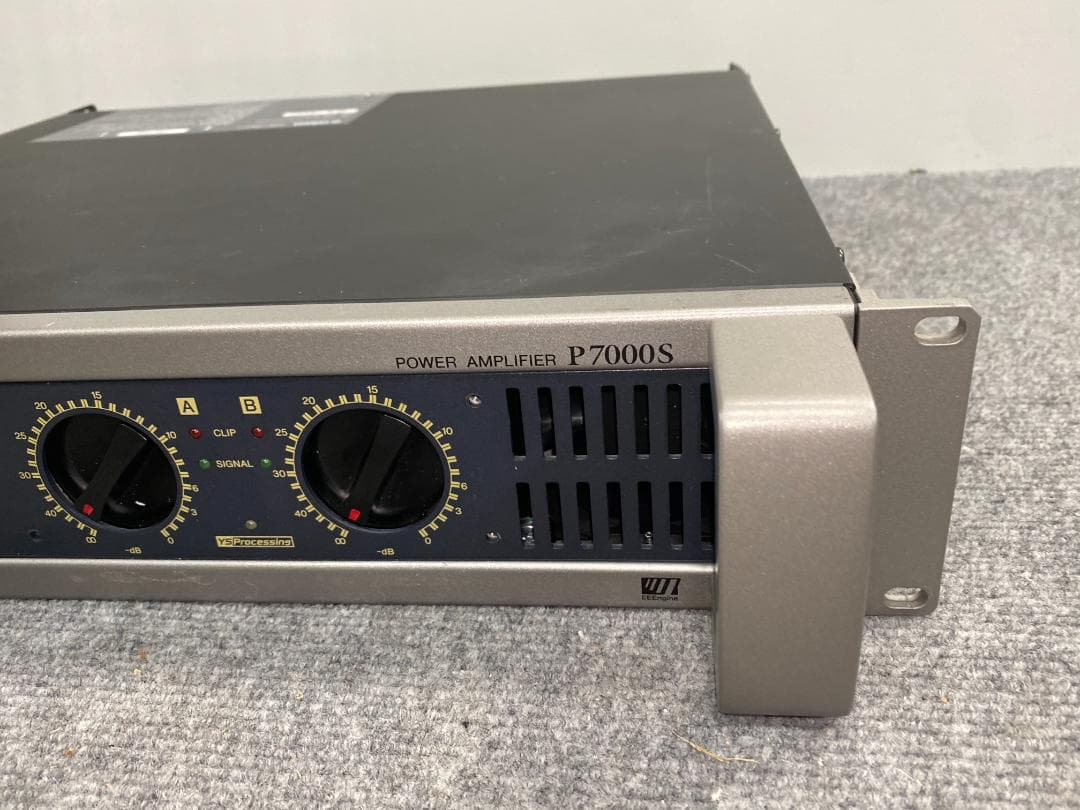 YAMAHA P7000S パワーアンプ