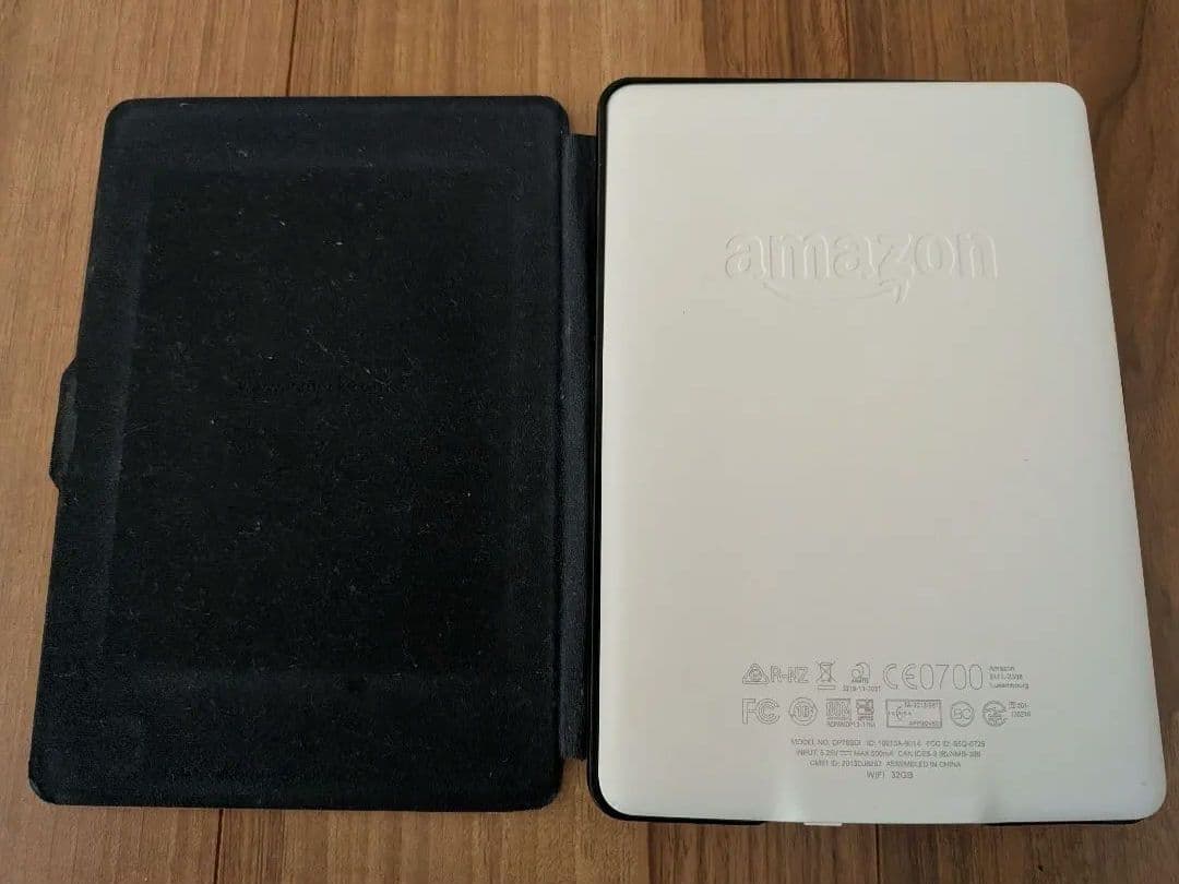 Kindle Paperwhite 32GB 第7世代 マンガモデル 広告無 白