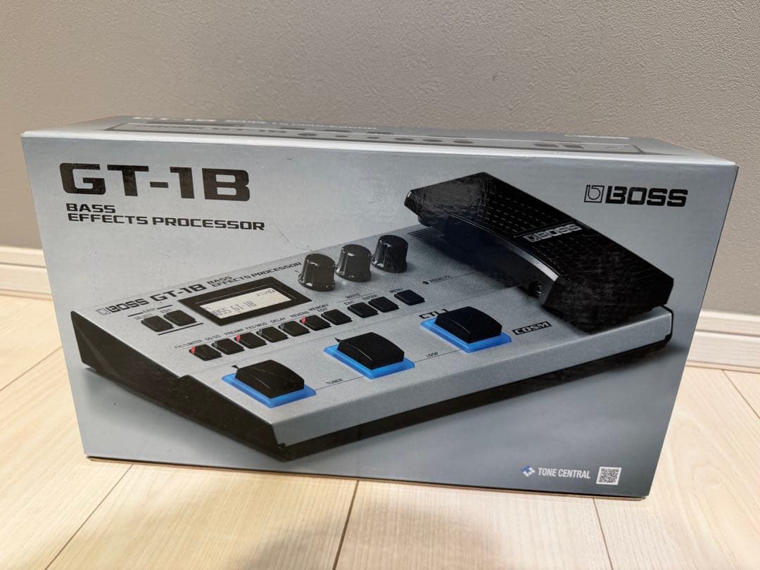 BOSS GT-1B ベースエフェクター　未開封　純正アダプター付き
