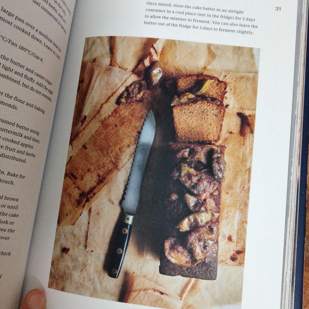 Baking with Fortitude - Dee Rettali　洋書