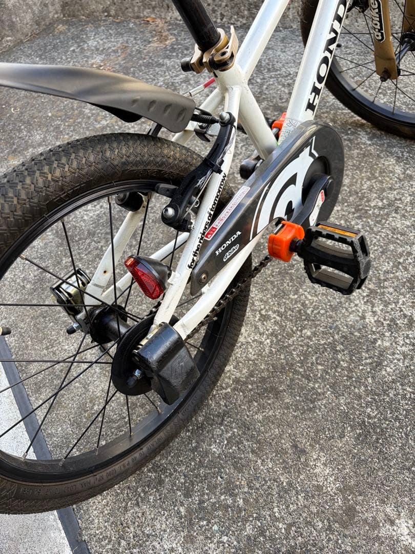 Jae3 イオンバイク　18インチ HONDA トリコロールカラー　前カゴ