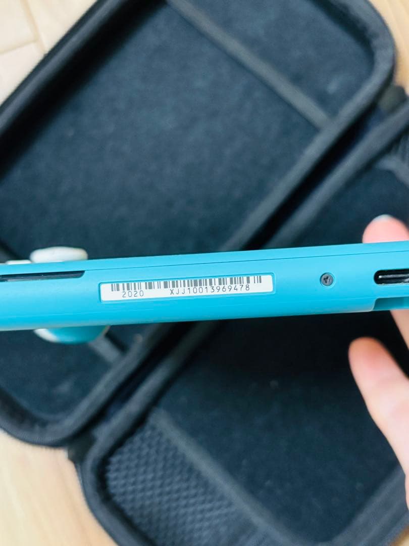 Nintendo Switch Lite（ターコイズ）ジャンク品　専用ケース付き